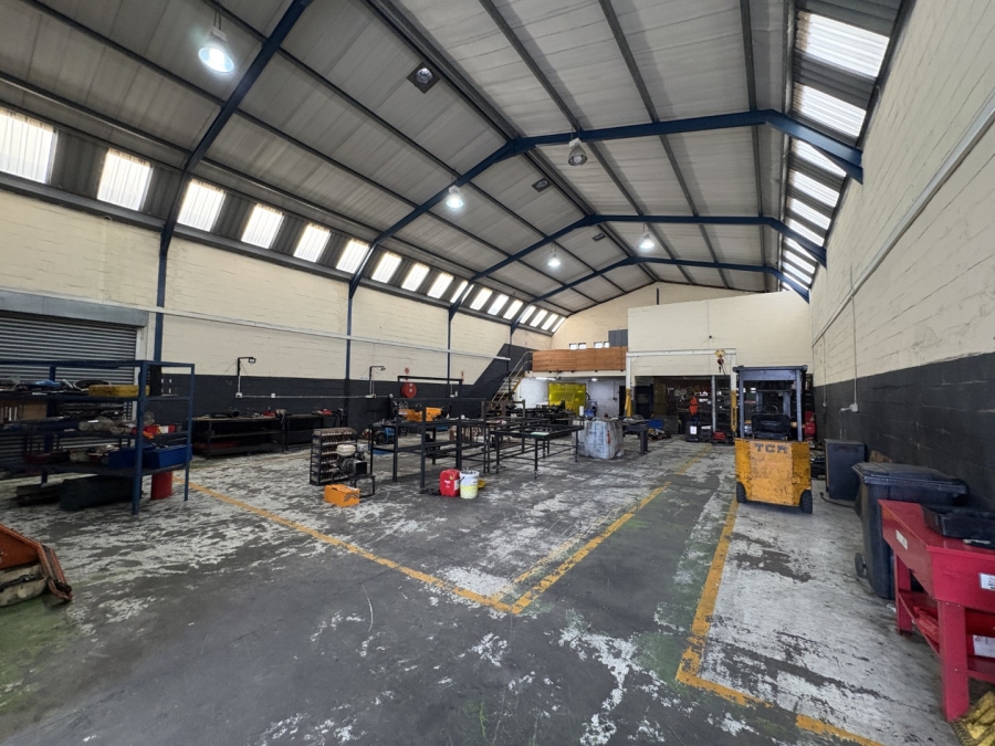 To Let Commercial Property for Rent in Montague Gardens Western Cape